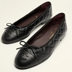 Chanel  Aged Calfskin Ballet Flats S39